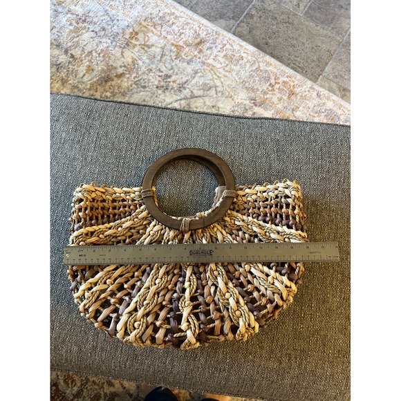 Boho Straw Woven Handbag Brown Tan Fan Shape Wooden Circle Handle Tote Bag EUC - Picture 5 of 8
